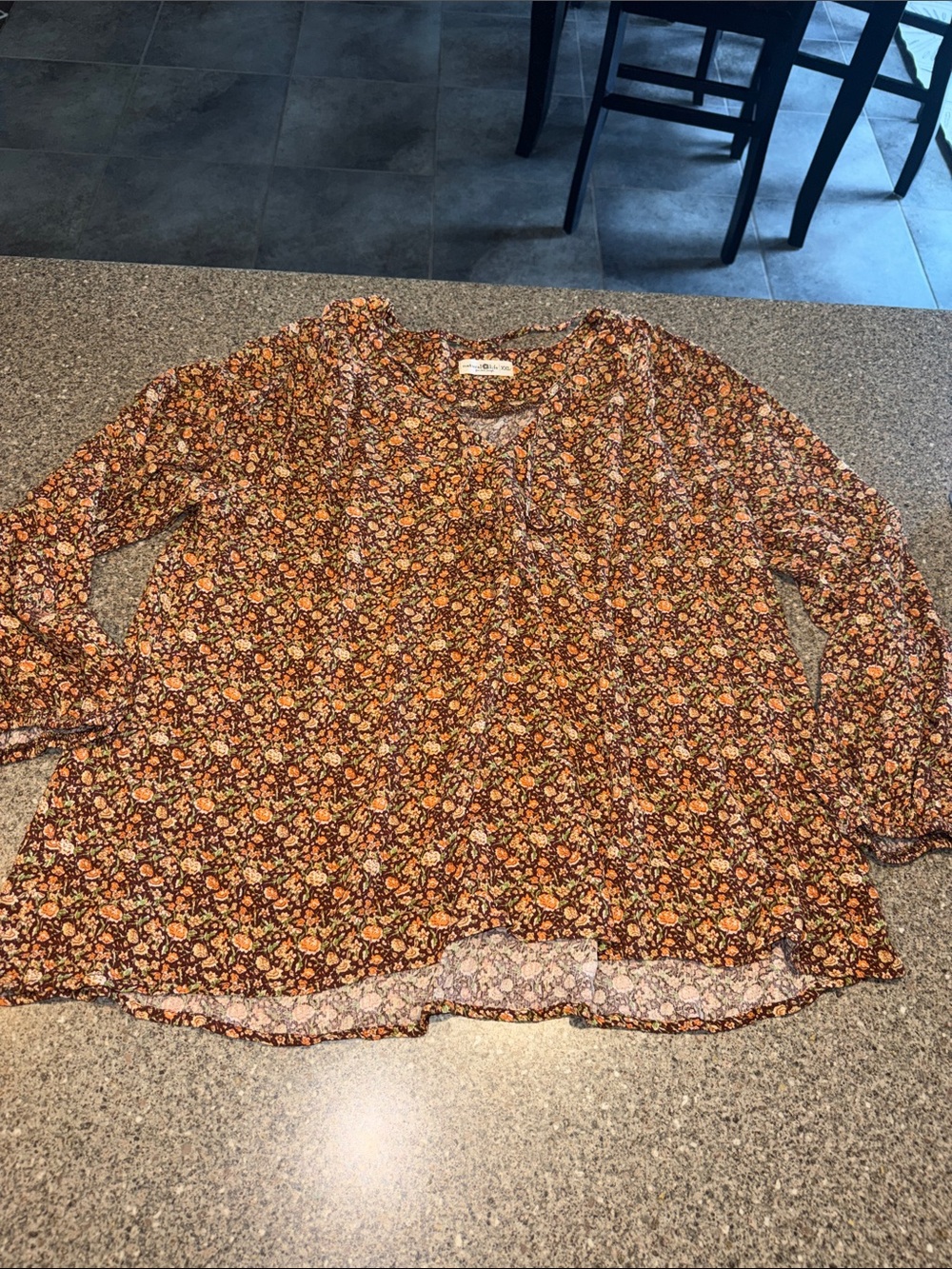 NATURAL LIFE Floral Long Sleeve Blouse